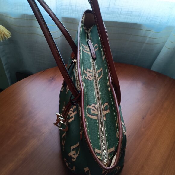 Dooney & Bourke Green Signature Logo Large Pebble Grain Leather Tote - Picture 9 of 16